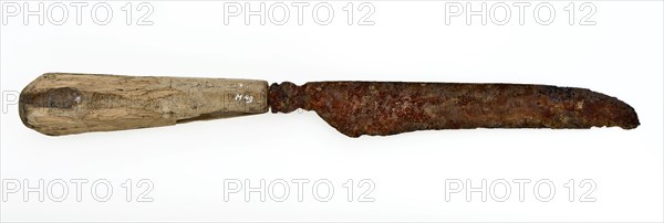 Knife with iron blade and hexagonal wooden handle, knife cutlery founding timber iron metal