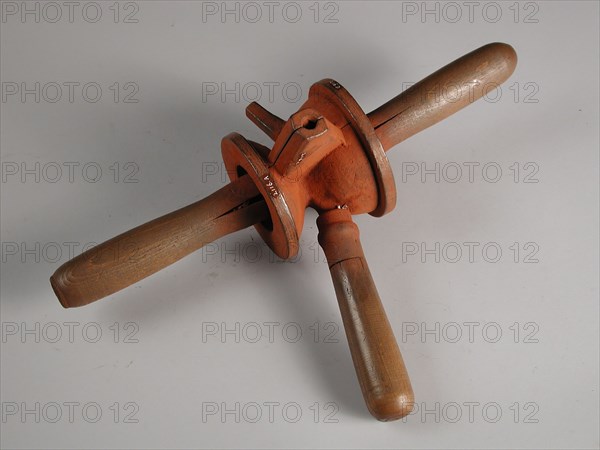 Four-piece bronze mold for salt shaker, mold casting tool tools base metal bronze, cast turned Four-piece bronze mold