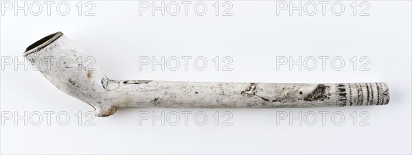 White clay pipe, marked, with decorated handle, clay pipe smoking equipment smoke floor pottery ceramic pottery, pressed