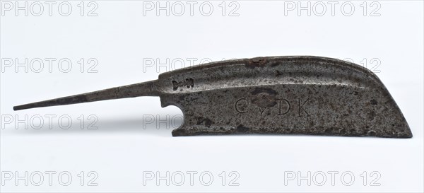 Blade of chopping knife, with flat side and side with blood channel, striking mark in the trench and sting and on leaf C V D K