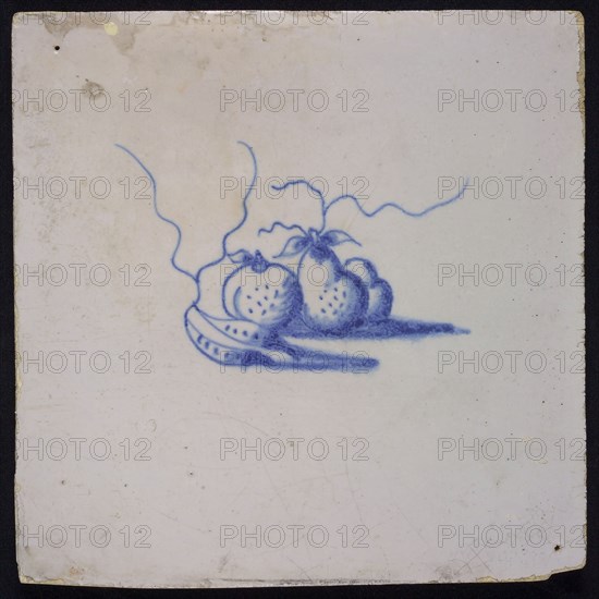 Scene tile, fruit and vegetables, blue decor on white ground, no corner filling, wall tile tile sculpture ceramics earthenware