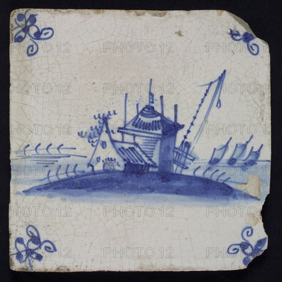 Scene tile, lighthouse and stakehouse, blue decor on white ground, corner fill spider, wall tile tile sculpture ceramic