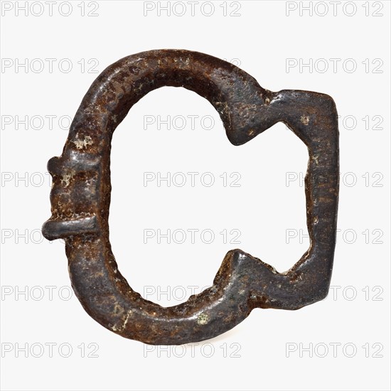 Small copper buckle in the shape of keyhole, clasp fastener component soil found brass copper metal, cast Copper clasp