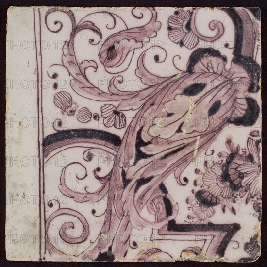 Purple tile with flower and leaf ornaments, cut off by double vertical line on the right, the right part is undecorated, tile