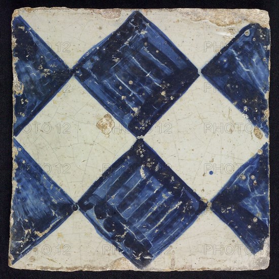 Ornament tile, dark blue on gray, with brushed diamond pattern, as checkerplate, large windows, floor tile tile footage ceramic