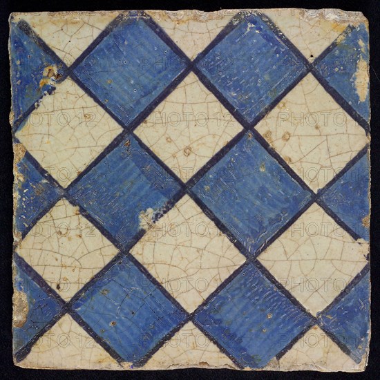 Ornament tile, blue on gray, with light blue brushed check pattern and dark blue frame, as checkerplate, small windows, floor