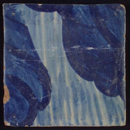 Tile with blue painting, tile pilaster footage fragment ceramic earthenware glaze, d 1.2