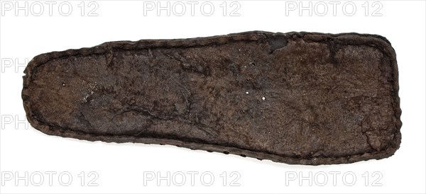 Leather sole of shoe, round heel, flat nose, around sewing thread, shoe footwear clothing soil find leather, archeology