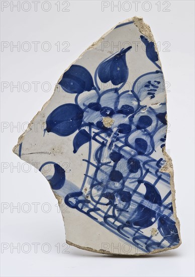 Fragment majolica dish on stand ring with fruit basket in blue, dish plate board plate soil find ceramic earthenware glaze tin