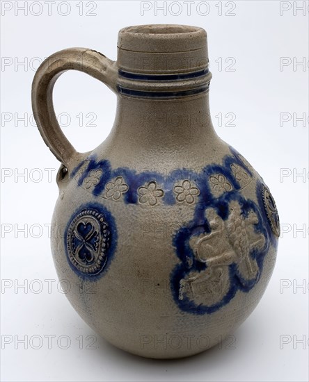 Stoneware jug with lions, rosettes as appliqués and stamped flowers, bulletbay pot crockery holder soil find ceramic stoneware