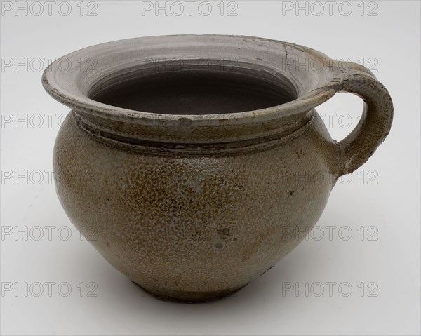 Stoneware chamber pot, ease of use on stand with standing ear, pot holder sanitary soil find ceramic stoneware glaze salt glaze