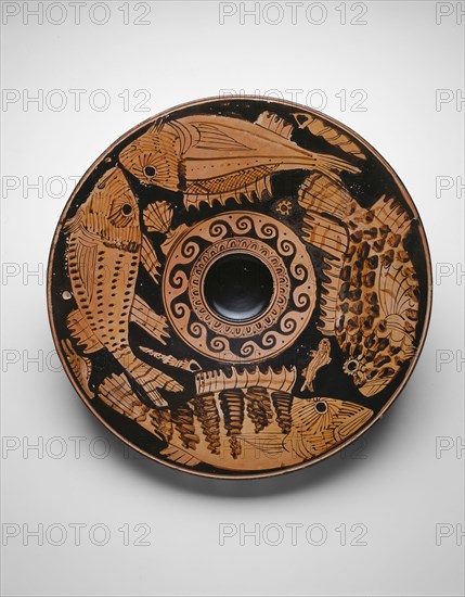 Fish Plate, about 400/370 BC, Greek, Athens, Athens, terracotta, decorated in the red-figure technique, 5.1 × 34 × 34 cm (2 × 13 3/8 × 13 3/8 in.)