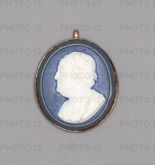 Cameo with Portrait of Benjamin Franklin, Late 18th century, Wedgwood Manufactory, England, founded 1759, Burslem, Stoneware (jasperware), 2.7 × 2.2 × 0.8 cm (1 1/16 × 7/8 × 5/16 in.)