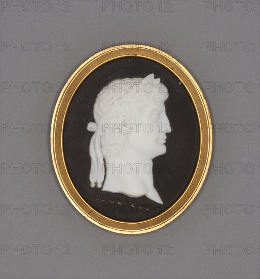 Medallion with Augustus, Late 18th century, Wedgwood Manufactory, England, founded 1759, Burslem, Stoneware (jasperware), 5.9 × 5.1 × 0.8 cm (2 5/16 × 2 × 5/16 in.)