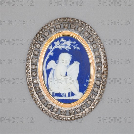 Medallion with Cupid Singing, Late 18th century, Wedgwood Manufactory, England, founded 1759, Burslem, Stoneware (jasperware), 8.6 × 6.8 × 1 cm (3 3/8 × 2 11/16 × 3/8 in.)