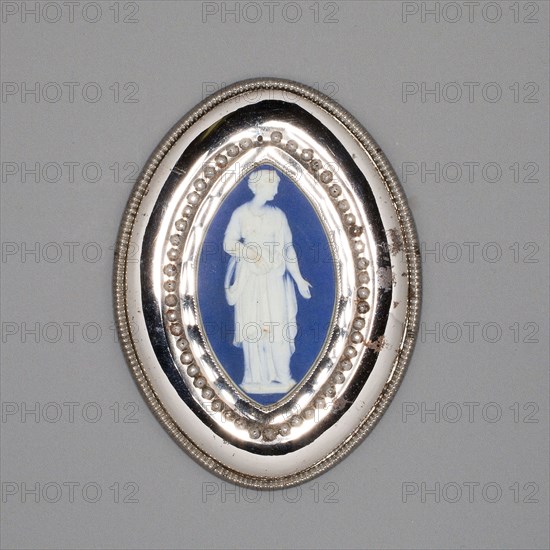 Medallion with Classical Figure, Late 18th century, Wedgwood Manufactory, England, founded 1759, Burslem, Stoneware (jasperware), 8.3 × 6.2 × 0.8 cm (3 1/4 × 2 7/16 × 5/16 in.)