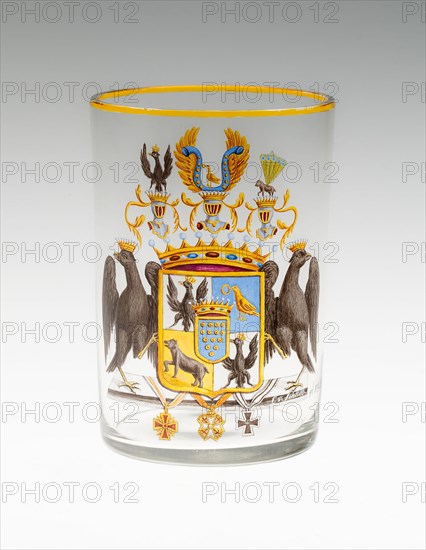 Armorial Beaker with the Bülow Family Crest, 1821, Decorated by Carl von Scheidt (German, 1791–after 1834), Berlin, Germany, Berlin, Glass, colorless, blown, enameled and gilded, 10.6 × 7.5 cm (4 3/16 × 2 15/16 in.)