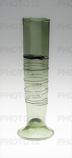 Beaker (Passglas), 1600/25, Dutch, Flemish, or German (Rhenish), Rhineland, Green glass, H. 26.8 × 8.9 cm (10 9/16 × 3 1/2 in.)