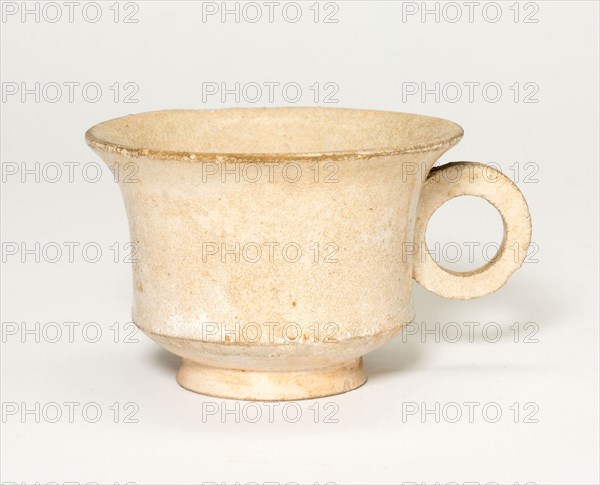Handled Cup, Tang dynasty (618–907), China, Slip-coated and glazed stoneware, H. 4.8 cm (1 7/8 in.), diam. 8.5 cm (3 3/8 in.)