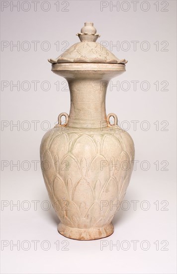 Covered Vase with Lotus Petals Decoration, Northern Song dynasty (960–1127), late 10th/early 11th century, China, Yue ware, stoneware with grayish green glaze and underglaze incised decoration, H. 33.7 cm (13 1/4 in.), diam. 15.0 cm (5 15/16 in.)