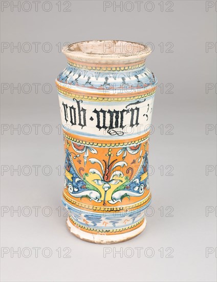 Apothecary Jar (Albarello), c. 1510/20, Italian, Siena, Siena, Tin-glazed earthenware (maiolica), H: 23.9 cm (9 3/8 in.), diameter: 12.1 cm (4 3/4 in.)