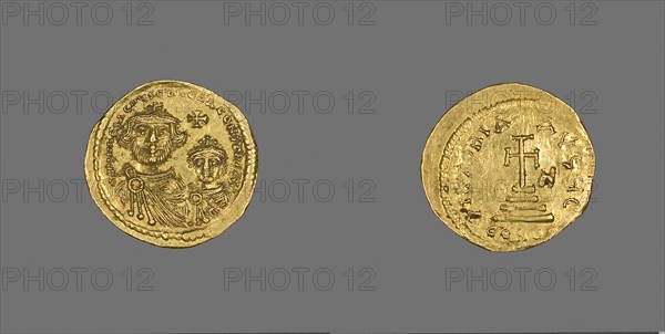 Solidus (Coin) Portraying Heraclius and His Son Heraclius Constantine, 613/616, Byzantine, minted in Constantinople (now Istanbul), Byzantine Empire, Gold, Diam. 2.1 cm, 4.41 g