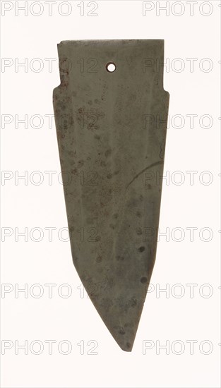 Dagger-Blade (ge), late Shang dynasty to Western Zhou dynasty, c. 1200–771 B.C., China, Jade, 3 × 1 1/8 × 1/16 in.