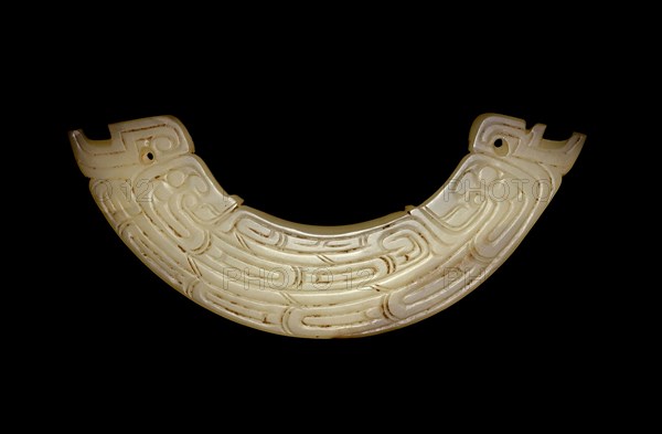 Arc-shaped pendant (huang), Western Zhou period, 9th/8th century B.C., China, Jade, 2.4 × 10.9 × 0.6 cm (4 5/16 × 15/16 × 1/4 in.)