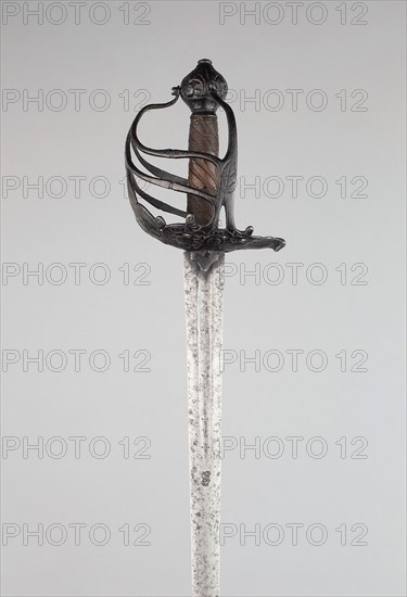 Cavalry Broadsword, c. 1640/50, English, England, Steel, wood, and copper, Overall L. 103 cm (40 1/2 in.)