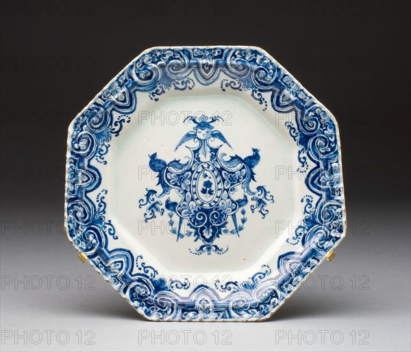 Plate, 18th century, Netherlands, Delft, Delft, Tin-glazed earthenware (Delftware), Diam. 20.4 cm (8 1/16 in.)