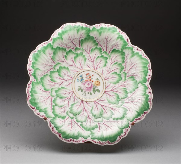 Dish, c. 1765, Worcester Porcelain Factory, Worcester, England, founded 1751, Worcester, Soft-paste porcelain, polychrome enamels, Diam. 27.6 cm (10 7/8 in.)