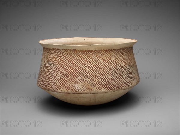 Shoulder Cauldron with Diagonal Basketry Pattern, A.D. 950/1150, Hohokam, Sacaton Red-on-buff, Southern Arizona, United States, Arizona, Ceramic and pigment, 25.1 × 41.6 cm (9 7/8 × 16 3/8 in.)