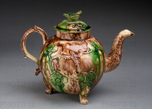 Teapot, 1760/70, Staffordshire, England, Staffordshire, Lead-glazed earthenware (creamware), 14.6 x 18.1 x 11.4 cm (5 3/4 x 7 1/8 x 4 1.2 in.)