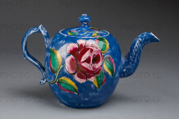 Teapot, c. 1760, Staffordshire, England, Staffordshire, Salt-glazed stoneware, polychrome enamels, 12.4 x 19.1 x 10.8 cm (4 7/8 x 7 1/2 x 4 1/4 in.)