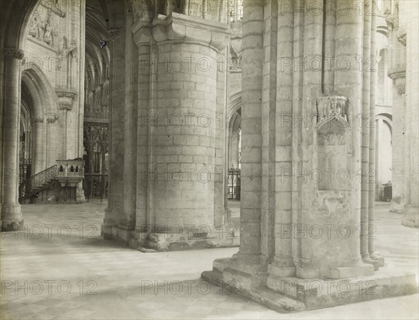 Ely Cathedral: Nave and Octagon, to Choir, c. 1891, Frederick H. Evans, English, 1853–1943, England, Lantern slide, 8.2 × 8.2 cm