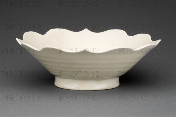 Dish with Flaring, Lobed, and Barbed Rim, Five Dynasties period (907–960), China, Ding-type ware, glazed porcelain, 5.2 × 15.3 × 15.8 (2 1/16 × 6 × 6 1/4 in.)