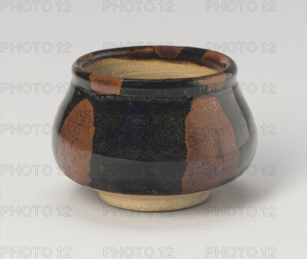 Small Wide-Mouthed Jar, Northern Song (960–1127) or Jin dynasty (1115–1234), c. 12th century, China, Northern blackware, Cizhou type, stoneware with russet-streaked dark brown glaze, H. 4.9 cm (1 15/16 in.), diam. 7.1 cm (2 13/16 in.)