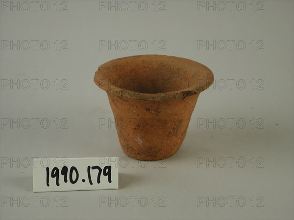 Egyptian, Bowl, between 3300 and 3100 BCE, Terracotta, Overall: 2 1/4 × 3 inches (5.7 × 7.6 cm)