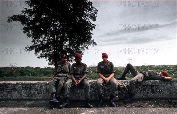 ARMEE PARACHUTISTES FRANCE