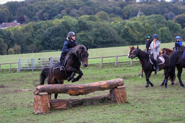 Equitation, France