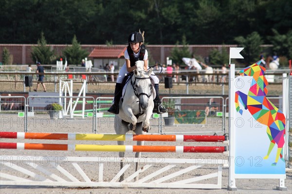 Equitation, France