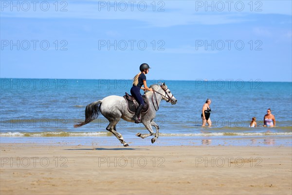 Equitation, France