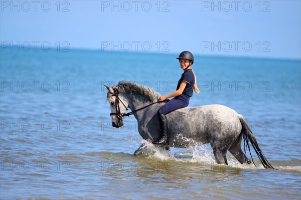 Equitation, France