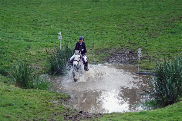 Equitation, France