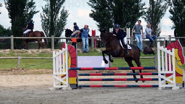 Equitation, France