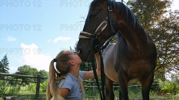 Equitation, France