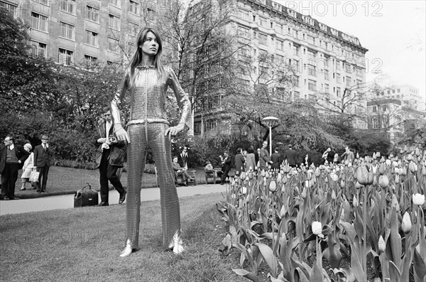 Francoise Hardy (1968)