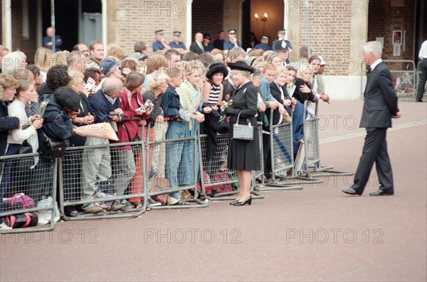 Queen Elizabeth II at St James's Palace to pay her respects to Princess Diana 's body in the Chapel Royal on the eve of the Princess of Wales' funeral. 5th September 1997.