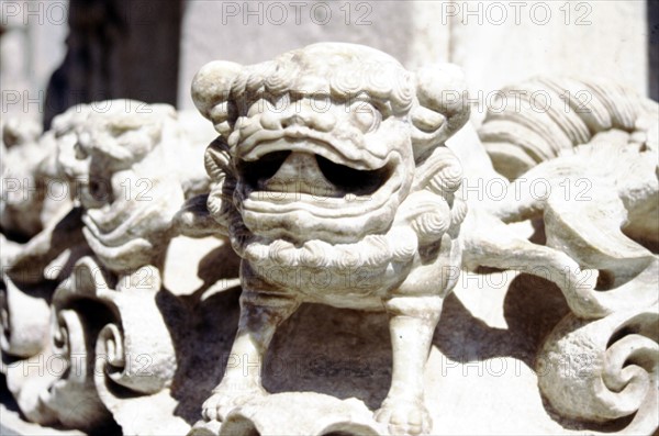 Mount Wutai, Longquan Temple, Dragon Spring Temple, stone archway, Stone Lion