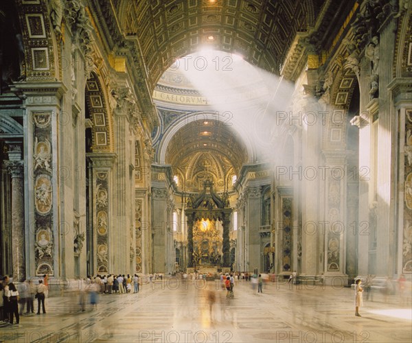 INTERIOR CON RAYO DE LUZ DESDE LA CUPULA
VATICANO, BASILICA DE SAN PEDRO
VATICANO